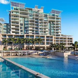 pelican-waters-golf-resort-spa.queenslandhotels.net/